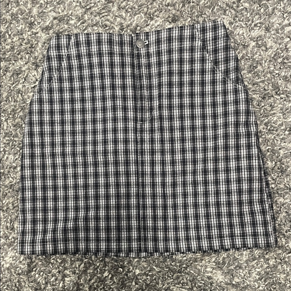 Hollister Black and White Checkered Mini Skirt